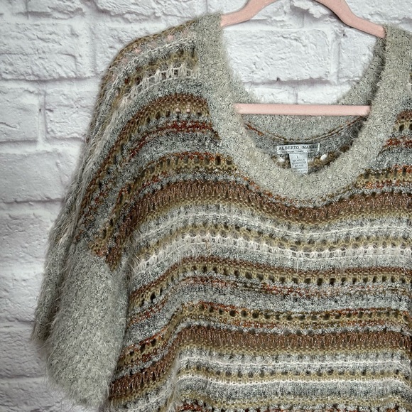 Alberto Makali Soft And Fuzzy Wool Blend Open Knit Metallic Striped Sweater - Picture 5 of 9